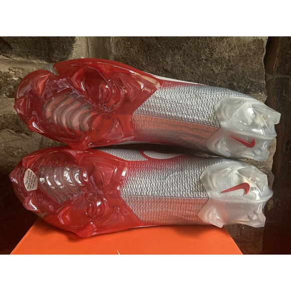 Nike Vapor Edge Elite 360 Flyknit Silver Red Football Cleats Size 14 AO8276-008 - Picture 7 of 7